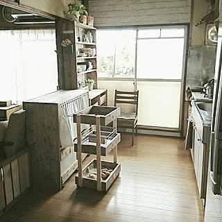 部屋全体/DIY/賃貸DIY/食器棚DIY/キッチンワゴンDIY...などのインテリア実例 - 2017-07-10 09:12:24