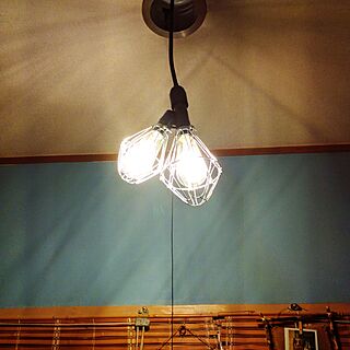 壁/天井/LEDエジソンランプ/ブルーの壁のインテリア実例 - 2017-05-17 20:58:08