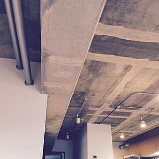 壁/天井/リノベーション/コンクリート打ちっぱなしと白い壁の混合/天井剥き出しのインテリア実例 - 2015-06-03 00:29:58