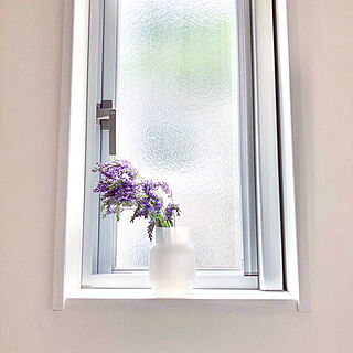 窓辺の花/ラベンダー/ガラスの花瓶/白い花瓶/IKEA...などのインテリア実例 - 2021-06-21 11:04:31