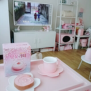 リビング/Pink/韓国/桜のお皿/桜の花...などのインテリア実例 - 2019-04-21 15:43:30