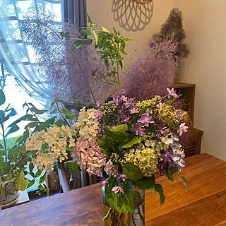 紫陽花/ダイニングテーブル/木のぬくもり/植物が好き/暮らしを楽しむ...などのインテリア実例 - 2023-06-20 08:23:53