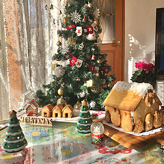 ヘクセンハウス/クリスマスツリー/クリスマス/カフェ風インテリア/クリスマスディスプレイ...などのインテリア実例 - 2019-12-28 20:42:36