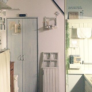 キッチン/シャビーな雰囲気が好き/白のチカラ/給湯器カバー/スノコで板壁...などのインテリア実例 - 2017-04-05 21:50:53