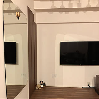 THE CONRAN SHOP/BiggerBrothersMirror/壁掛けテレビ/SONY BRAVIA/部屋全体のインテリア実例 - 2018-05-20 20:22:37