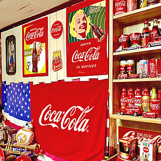 Coca-Colaレトロ缶/コカコーラボトル瓶/Daiso/coca-cola/俺の部屋...などのインテリア実例 - 2022-10-01 01:21:05