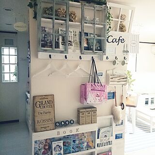 どの部屋もカフェにしたい/プチプラインテリア/本棚ＤＩＹ/いいね&コメントありがとうございます♡/DIY...などのインテリア実例 - 2015-04-13 07:15:52