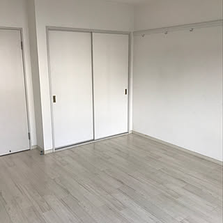 部屋全体/ルームクリップ初心者/どんなお部屋になるかな/セルフ引っ越し中/ひとり暮らし...などのインテリア実例 - 2018-08-12 16:54:22