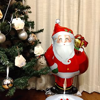リビング/クリスマス/サンタクロースの風船/サンタ/クリスマスツリー...などのインテリア実例 - 2023-12-16 18:14:18