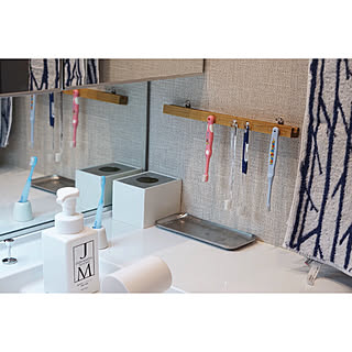 セリア 虫ピンの商品を使ったおしゃれなインテリア実例 Roomclip ルームクリップ