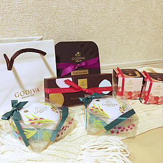 インテリアじゃなくてごめんなさい/ありがとう♡/2019/GODIVAのチョコ♡/GODIVA...などのインテリア実例 - 2019-03-14 08:09:54