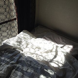 ベッド周り/ベッド カバー/無印良品/寝室/レースのカーテン...などのインテリア実例 - 2013-09-18 13:48:47