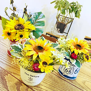 造花 ひまわりフェイクのおしゃれなアレンジ 飾り方のインテリア実例 Roomclip ルームクリップ