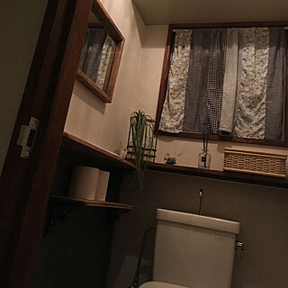 トイレ/パッチワークカーテン/トイレの鏡のインテリア実例 - 2018-08-16 20:15:51
