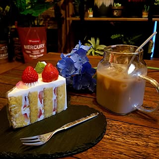 キッチン/紫陽花/いただきもの♡/可愛い♡/この時間に食べる罪悪感...などのインテリア実例 - 2023-06-10 22:54:06