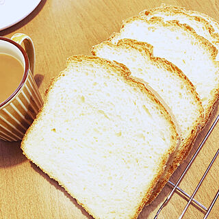 パン作り大好き♪/ホームベーカリーで食パン/パン作り/新年の抱負/机のインテリア実例 - 2022-01-08 07:48:02