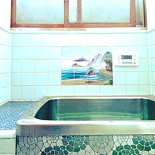 昭和レトロ     浴室脱衣棚   青タイル風  収納   インテリア 昭和レトロ 浴室脱衣棚 青タイル風 収納 インテリア