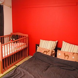 ベッド周り/ベビーベッド/赤い寝室/DIYのインテリア実例 - 2015-02-10 22:58:17