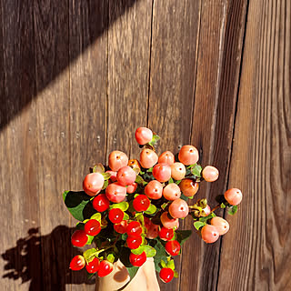 ヒペリカム 切り花のおしゃれなアレンジ 飾り方のインテリア実例 Roomclip ルームクリップ