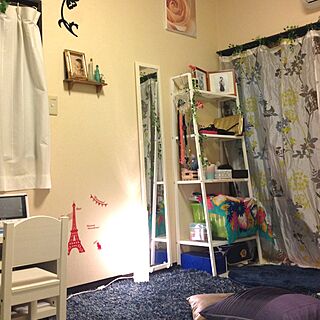 部屋全体/IKEA/ライト/おもちゃ収納/化粧品、アクセ、小物のインテリア実例 - 2013-05-08 19:41:35