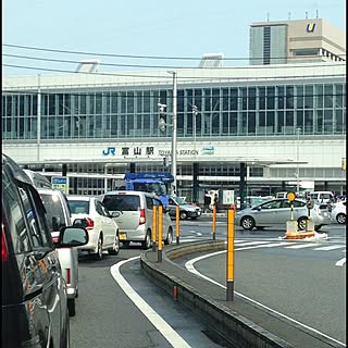 明日北陸新幹線開通！/というより駅前デパートが混む前に♪/3coinsまで今からお買い物♪/我が家の近くの駅は 黒部宇奈月温泉駅！のインテリア実例 - 2015-03-13 10:18:00