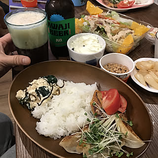 豆腐と胡瓜と塩昆布和え/納豆/サラダ/餃子/夕飯...などのインテリア実例 - 2022-06-05 17:57:45