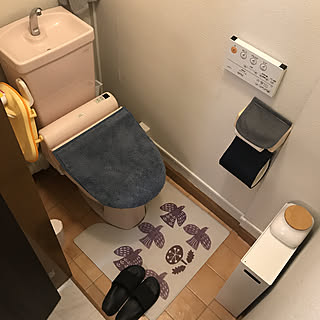 無印スリッパ/拭けるトイレマット/トイレふたカバー/トイレカバー/イデコ...などのインテリア実例 - 2021-03-05 22:04:44