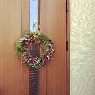 クリスマス飾り/拾った木の実/手作りリース/玄関/入り口のインテリア実例 - 2020-12-04 21:52:58
