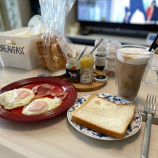 ル・クルーゼ　プレート/お休みの日の朝ごはん♡/遅い朝食/休日の過ごし方/いつも見てくれてありがとうございます♡...などのインテリア実例 - 2021-07-11 12:19:13