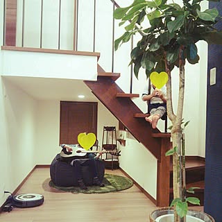 リビング/観葉植物のある部屋/ワイン棚のある家/階段下/フリースペース...などのインテリア実例 - 2017-01-10 20:01:31