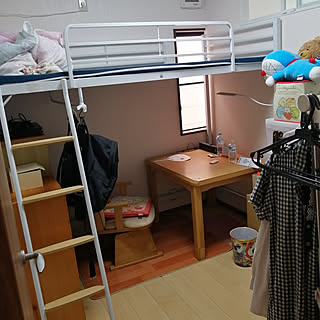 ベッド周り/小さなお部屋/４畳無い部屋/小学生のいる暮らし/ロフトベッド 狭い部屋のインテリア実例 - 2022-06-18 10:06:19