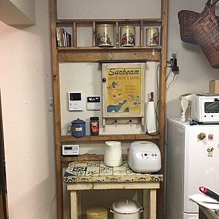 キッチン/タイルトップカウンター/Tin缶/ディアウォールの壁/DIYのインテリア実例 - 2017-05-17 14:43:34