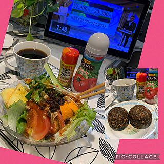 キッチン/モーニングサテライトは録画して観てます/カウンターキッチン/味付けカレー粉/ソラドレ　まるごとトマト...などのインテリア実例 - 2023-09-07 08:22:38