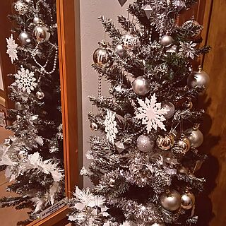 玄関/入り口/クリスマス/DIY/ホワイト/クリスマスツリー...などのインテリア実例 - 2016-12-03 14:19:01