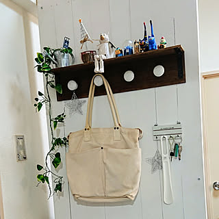 玄関/入り口/靴べら/おうち撮影クエスト/DIY/鍵収納...などのインテリア実例 - 2020-08-12 09:32:10