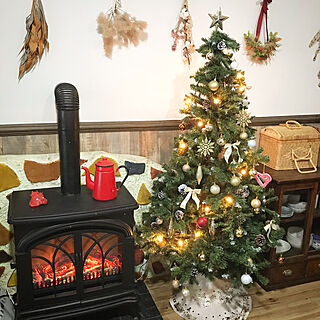 暖炉風ファンヒーター/クリスマスツリー/クリスマス/いいね、フォローありがとうございます♪のインテリア実例 - 2020-12-04 07:05:45