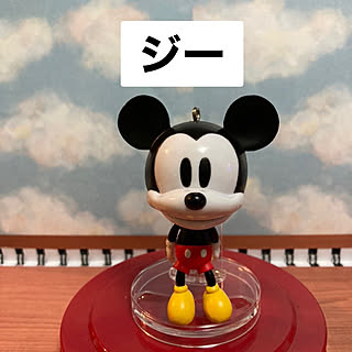 机/ミッキーのパペットキーホルダー/東京ディズニーランド/リサイクルショップ/かわいいアイテム...などのインテリア実例 - 2023-08-08 20:31:52