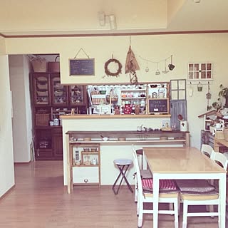 部屋全体/キッチンカウンター/DIY/100均/セリア...などのインテリア実例 - 2014-04-05 20:36:34