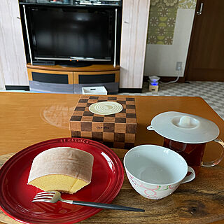 リビング/ル・クルーゼ/ローソンUchi Cafe/IKEA/marimekkoのインテリア実例 - 2024-01-14 13:59:07