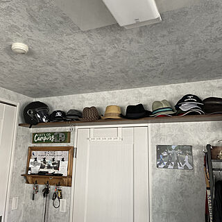 寝室の棚/帽子置き場/帽子ディスプレイ/つくりつけの棚/帽子収納...などのインテリア実例 - 2022-07-30 10:47:01
