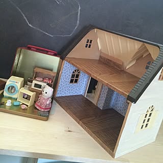 家事の合間に/シルバニアハウスＤＩＹ/セリアリメイクシート/リメイク/DIY...などのインテリア実例 - 2015-09-23 13:24:50