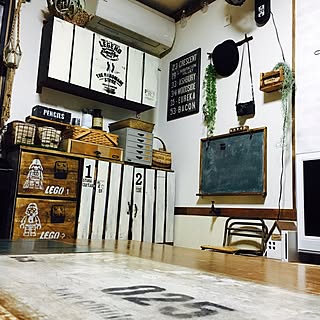 部屋全体/こたつ天板DIY/キッズコーナー/おもちゃ収納/板壁...などのインテリア実例 - 2017-06-03 20:45:46