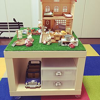 机/IKEAの台/シルバニアファミリー/おもちゃ収納/子供と暮らすのインテリア実例 - 2017-05-07 19:37:15