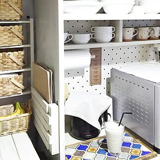 DIY-tile/ダイソー/DIY棚/T-faL/食器棚リメイク...などのインテリア実例 - 2017-02-01 07:30:46