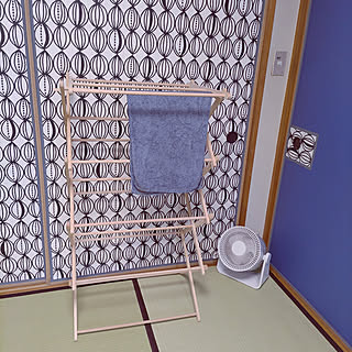 ベッド周り/北欧インテリア/NORDIC STYLE/Clothes Dryer/北欧柄壁紙...などのインテリア実例 - 2022-10-23 09:24:48