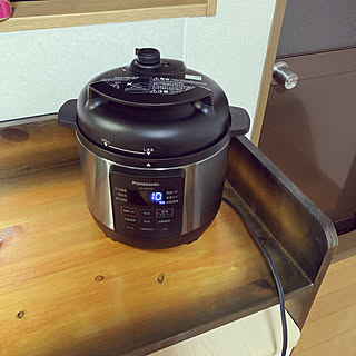 電気圧力鍋 Panasonic SR-MP300-K パナソニック SR-MP300 価格比較