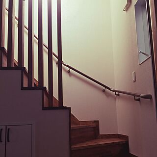 玄関/入り口/明かりとり/格子/階段の照明のインテリア実例 - 2016-11-25 09:35:11