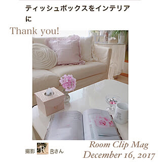 机/ホワイト×ピンク/カルトナージュ/いつもいいねやコメありがとうございます♡/RoomClip mag...などのインテリア実例 - 2017-12-19 17:00:49