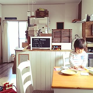 部屋全体/ナチュラル/カフェ風/ボンヌママン空き瓶/DIY...などのインテリア実例 - 2016-02-15 13:22:29