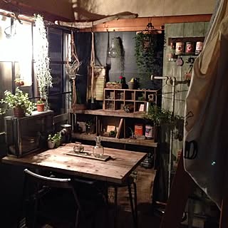 部屋全体/夜/雑貨とグリーン/ヴィンテージ/DIY...などのインテリア実例 - 2014-08-26 01:44:12